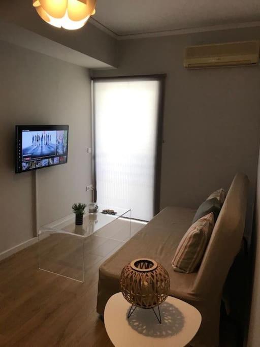 Apartamento Kyparissia Cozy Flat - 5Mins Walking From Beach Exterior foto